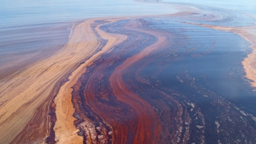Nguyên nhân gây sự cố tràn dầu đối với hoạt động vận tải trên biển