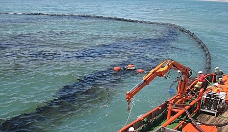 Phê duyệt Kế hoạch ứng phó sự cố tràn dầu Cảng Tân Cảng Miền Trung