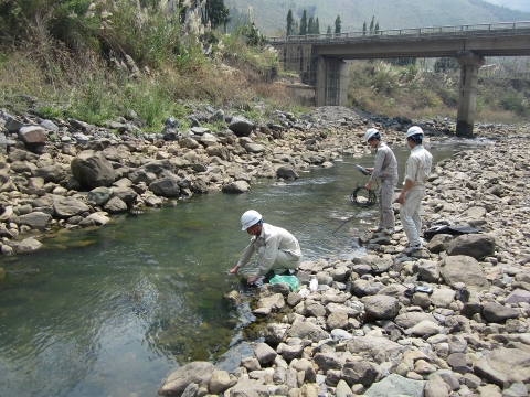 Phê duyệt nhiệm vụ điều tra, đánh giá khả năng tiếp nhận nước thải của các sông suối chính