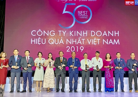 PV GAS nhận tôn vinh "50 Công ty kinh doanh hiệu quả nhất Việt Nam 2019"