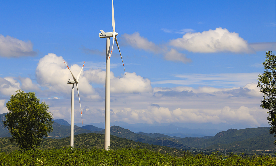 Tạo điều kiện thuận lợi cho Dự án cụm trang trại điện gió B&T Quảng Bình khởi công sớm