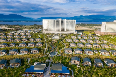 Khai trương khu du lịch nghỉ dưỡng cao cấp Movenpick Resort Cam Ranh và Radisson Blu