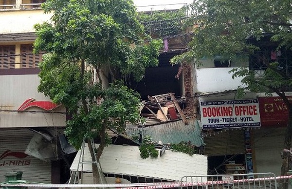 Thông tin về vụ sập tường nhà 2 tầng phố Hàng Bông
