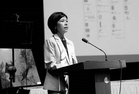 B&agrave; Ping Kitnikone, Đại sứ Canada tại Việt Nam thay mặt c&aacute;c Đại sứ v&agrave; Trưởng đại diện c&aacute;c tổ chức quốc tế ph&aacute;t biểu tại buổi lễ