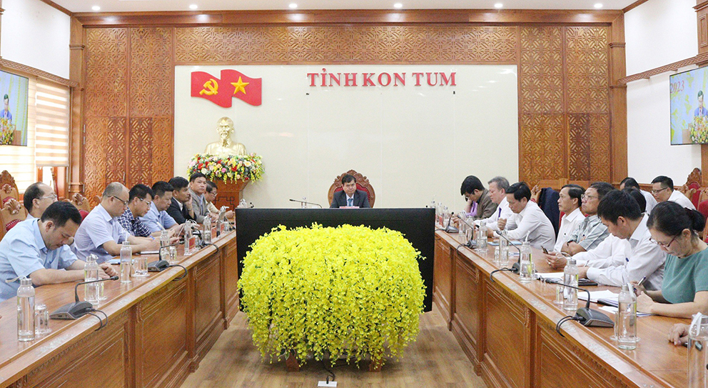 Thường trực Chính phủ gặp mặt doanh nhân nhân Ngày Doanh nhân Việt Nam