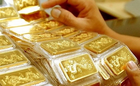 Giá vàng hôm nay 24/8: Vàng trong nước chạm ngưỡng 43 triệu đồng