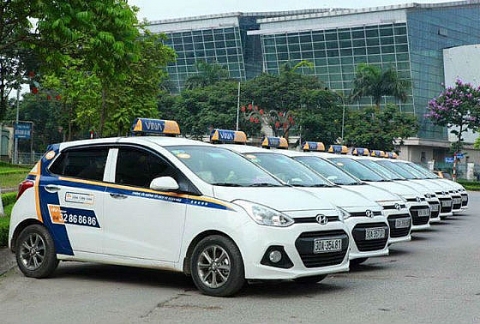 Sở GTVT Hà Nội muốn "mặc đồng phục" cho taxi
