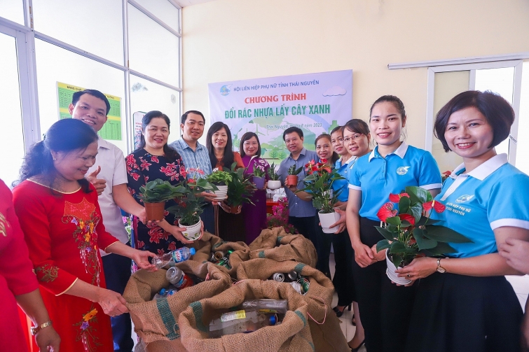 Thái Nguyên: Tiếp tục phát huy phong trào chống rác thải nhựa
