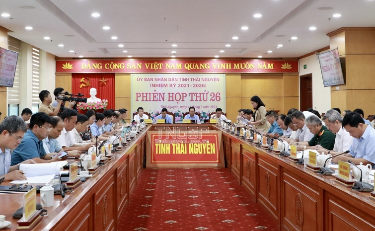 Thái Nguyên: Đánh giá tình hình kinh tế - xã hội tháng 8 và cho ý kiến về một số nội dung quan trọng