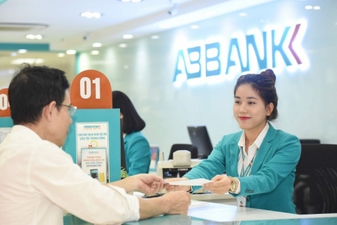 Lợi nhuận ABBank giảm sút do thuế tăng