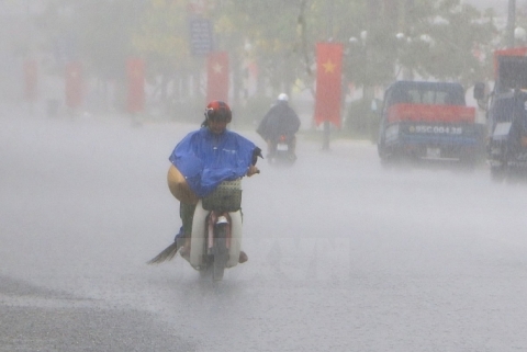 Thời tiết hôm nay 27/11: Trung Bộ có mưa to, Bắc Bộ trời lạnh