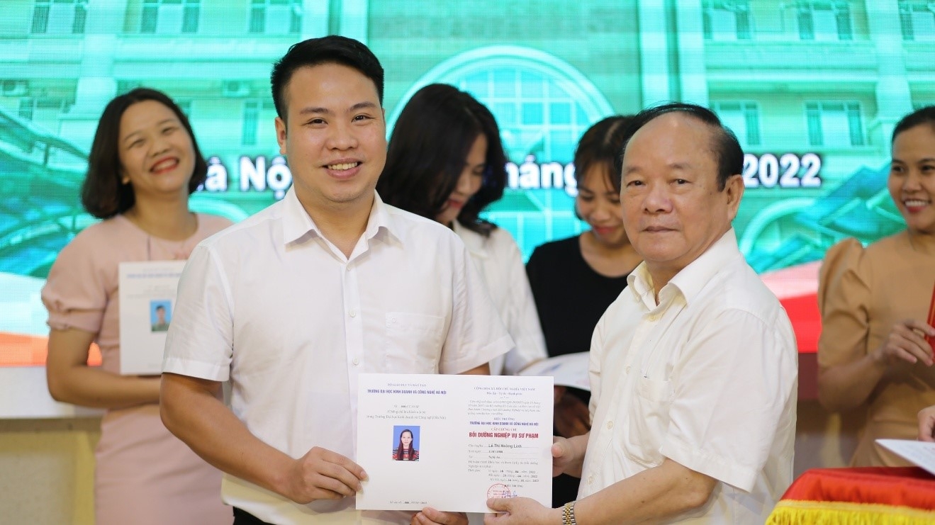 Trường ĐH Kinh doanh và Công nghệ Hà Nội tổ chức Lớp Bồi dưỡng Nghiệp vụ Sư phạm số 2/2022.