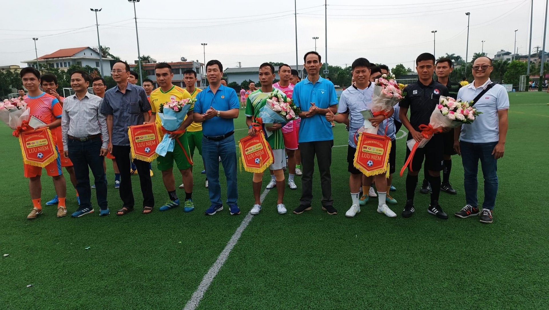 Giao hữu bóng đá chào mừng thành công Đại hội IV Công đoàn Công Thương Việt Nam, nhiệm kỳ 2023 - 2028