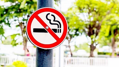 Trên 15 triệu người Việt Nam hút thuốc có nguy cơ diễn biến nặng khi mắc COVID-19