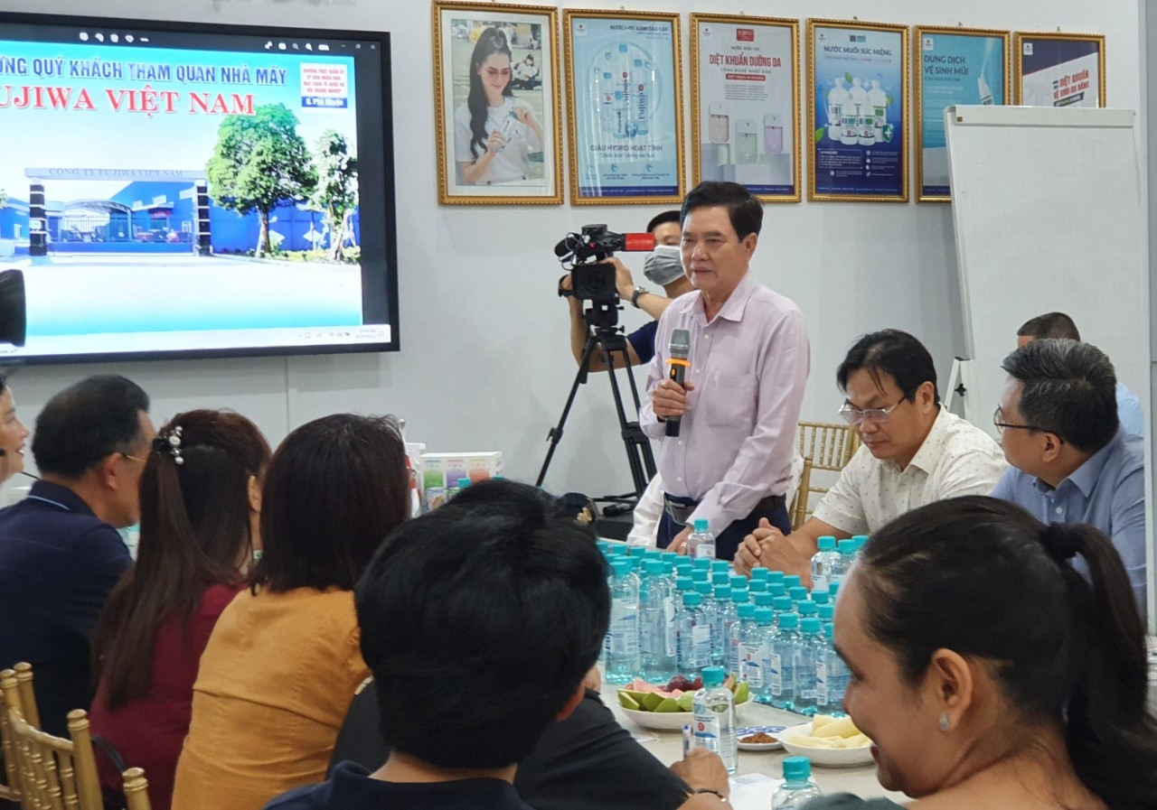 TP. Hồ Chí Minh: Lãnh đạo quận Phú Nhuận thăm và làm việc tại công ty TNHH Fujiwa Việt Nam