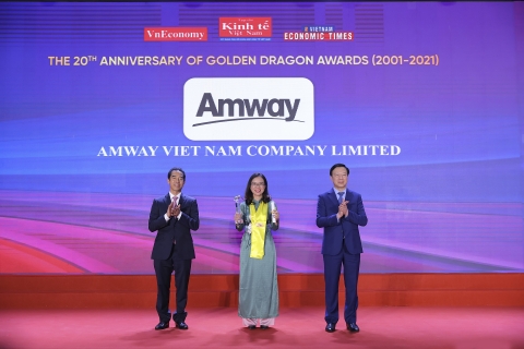 Amway Việt Nam được vinh danh 10 năm liên tục là doanh nghiệp có vốn đầu tư nước ngoài kinh doanh thành công tại Việt Nam