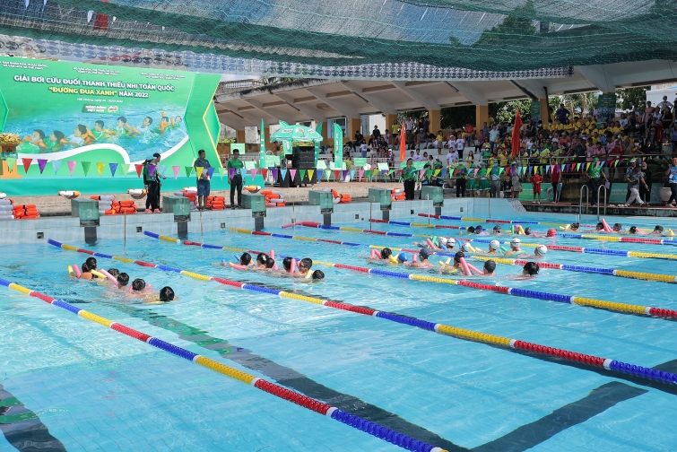 Khai mạc Giải Bơi cứu đuối Thanh thiếu nhi toàn quốc 