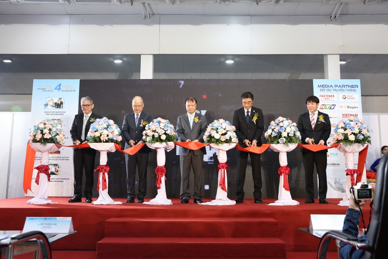 Khai mạc “Triển lãm Công nghiệp hỗ trợ Việt Nam-Nhật Bản” và “Triển lãm công nghệ chế tạo phụ tùng công nghiệp tại Việt Nam” Khai mạc “Triển lãm Công nghiệp hỗ trợ Việt Nam-Nhật Bản” và “Triển lãm công nghệ chế tạo phụ tùng công nghiệp tại Việt Nam”