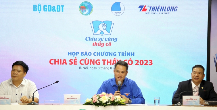 Khởi động chương trình “Chia sẻ cùng thầy cô” năm 2023 Khởi động chương trình “Chia sẻ cùng thầy cô” năm 2023