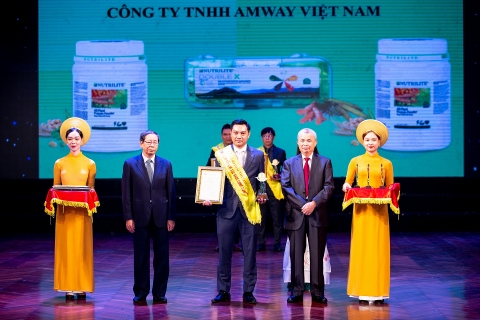 Amway Việt Nam lần thứ 10 vinh dự nhận giải thưởng "Sản phẩm Vàng vì sức khỏe cộng đồng"