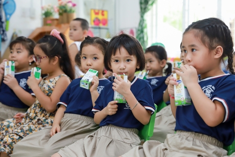 Sữa học đường đồng hành cùng học sinh Đà Nẵng sau giãn cách