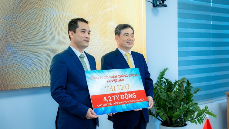 Chứng khoán KB Việt Nam và Đại học Quốc gia Hà Nội: Thúc đẩy hợp tác toàn diện và phát triển nguồn nhân lực mới Chứng khoán KB Việt Nam và Đại học Quốc gia Hà Nội: Thúc đẩy hợp tác toàn diện và phát triển nguồn nhân lực mới