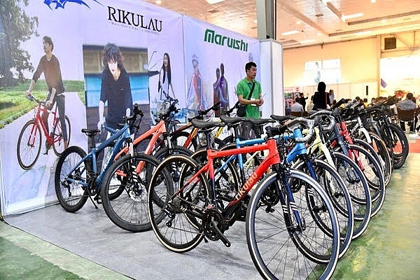 Gần 100 doanh nghiệp tham gia Triển lãm quốc tế thể thao và xe hai bánh Việt Nam lần thứ 7 Gần 100 doanh nghiệp tham gia Triển lãm quốc tế thể thao và xe hai bánh Việt Nam lần thứ 7