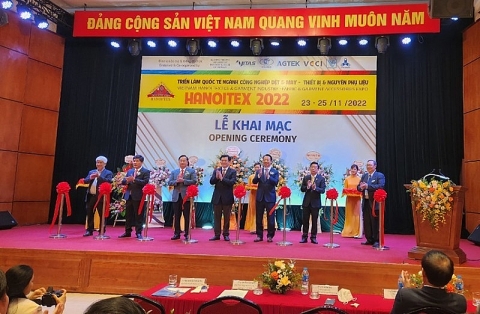 146 đơn vị tham gia Triển lãm quốc tế ngành dệt may hàng đầu Việt Nam tổ chức tại Hà Nội