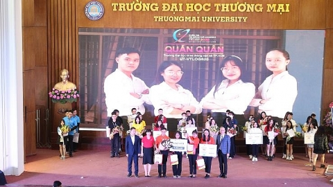 Đội thi VTLOGS20 đạt giải quán quân cuộc thi Tài năng trẻ Logistics Việt Nam
