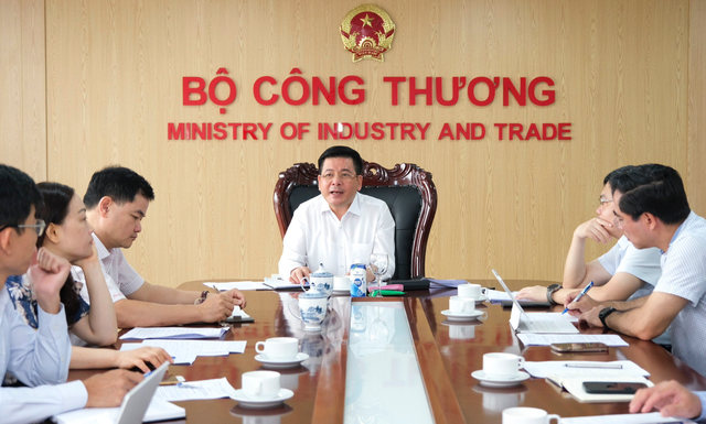 Bộ trưởng Nguyễn Hồng Diên chỉ đạo, giao nhiệm vụ cho đoàn thanh tra chuyên ngành của Bộ Công thương