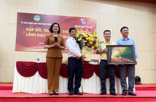 Hội Nhà báo Việt Nam tổ chức nhiều hoạt động ý nghĩa tại Bình Phước