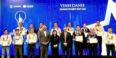 TP. Hồ Chí Minh trao thưởng cho các doanh nghiệp sử dụng năng lượng tiết kiệm và hiệu quả