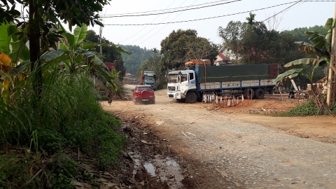 Phú Thọ: Đường 314 xuống cấp nặng xe tải trọng lớn vẫn…tung hoành!