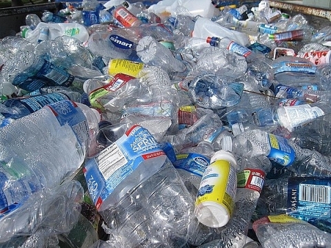 Các quy định còn "vướng" về xác định và phân loại rác thải nhựa