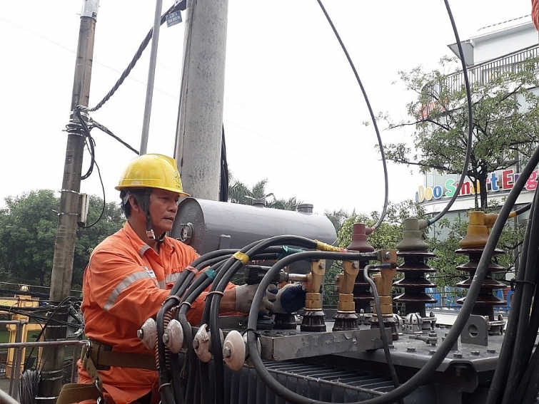 Điện lực thành phố Phủ Lý (PC Hà Nam): Nỗ lực đảm bảo cung cấp điện ổn định, an toàn, liên tục