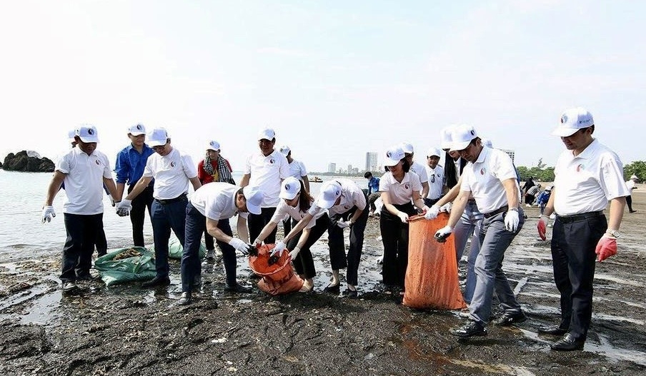Bộ trưởng Đặng Quốc Khánh phát động bảo vệ môi trường, biển và hải đảo