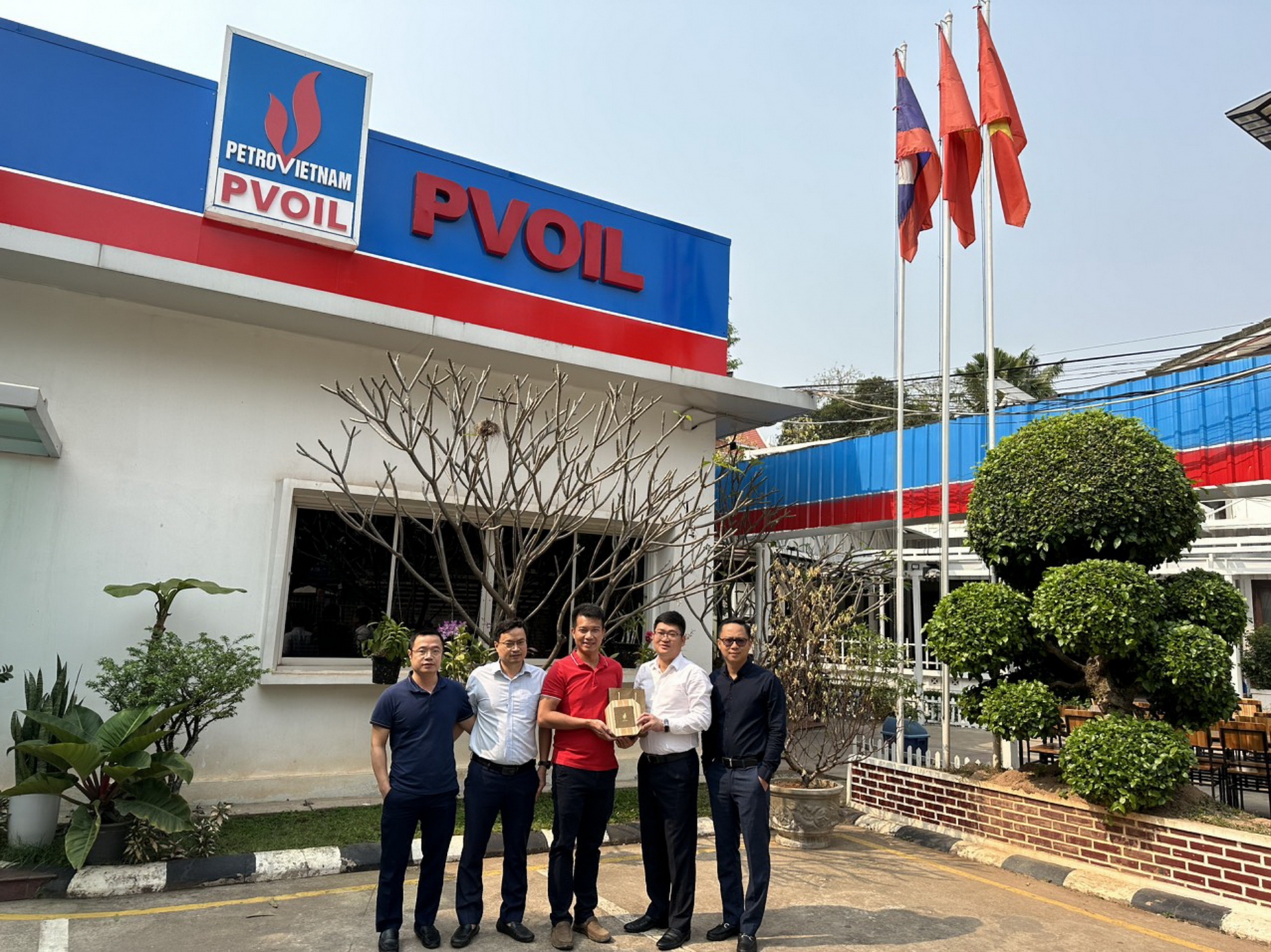 PV GAS làm việc tại Lào và gặp gỡ các Công ty kinh doanh LPG tại thị trường Lào