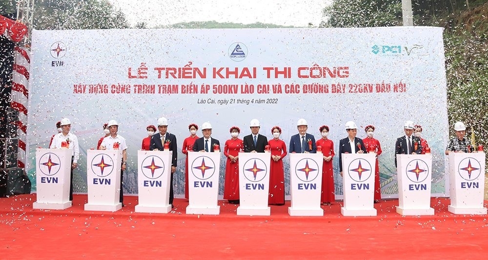 Triển khai thi công xây dựng công trình trạm biến áp 500 Kv Lào Cai và các đường dây 220Kv đấu nối
