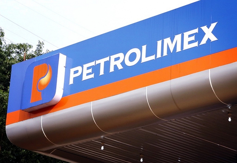 Petrolimex giảm giá xăng dầu hỗ trợ chống dịch Covid-19