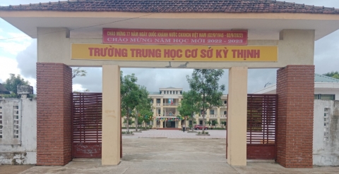 Thị xã Kỳ Anh, Hà Tĩnh: Trường THCS Kỳ Thịnh bán đất trồng rừng, đất làm vườn thực nghiệm