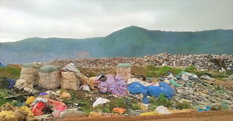 Cần sớm có phương án cụ thể giải quyết tình trạng ô nhiễm môi trường tại bãi rác Khánh Sơn