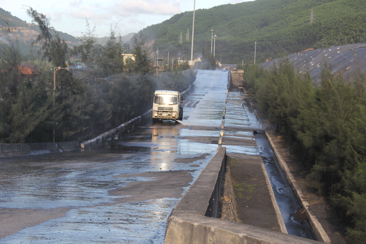 Công ty Tuyển than Hòn Gai - Vinacomin: Đảm bảo sản xuất gắn với bảo vệ môi trường Công ty Tuyển than Hòn Gai - Vinacomin: Đảm bảo sản xuất gắn với bảo vệ môi trường