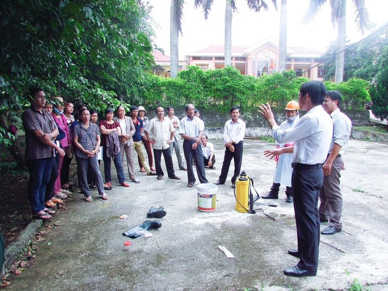 Ô nhiễm môi trường từ thuốc bảo vệ thực vật trên địa bàn tỉnh Quảng Trị Ô nhiễm môi trường từ thuốc bảo vệ thực vật trên địa bàn tỉnh Quảng Trị