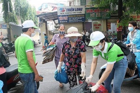 Thực trạng và đề xuất một số giải pháp, kiến nghị thực hiện xã hội hóa giá dịch vụ thu gom, vận chuyển chất thải rắn sinh hoạt tại Việt Nam