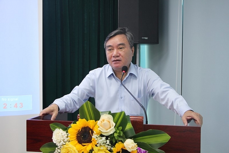 PGS, TS Phạm Quang Thao, Phó chủ tịch Liên hiệp các Hội Khoa học và Kỹ thuật Việt Nam phát biểu tại hội thảo. 