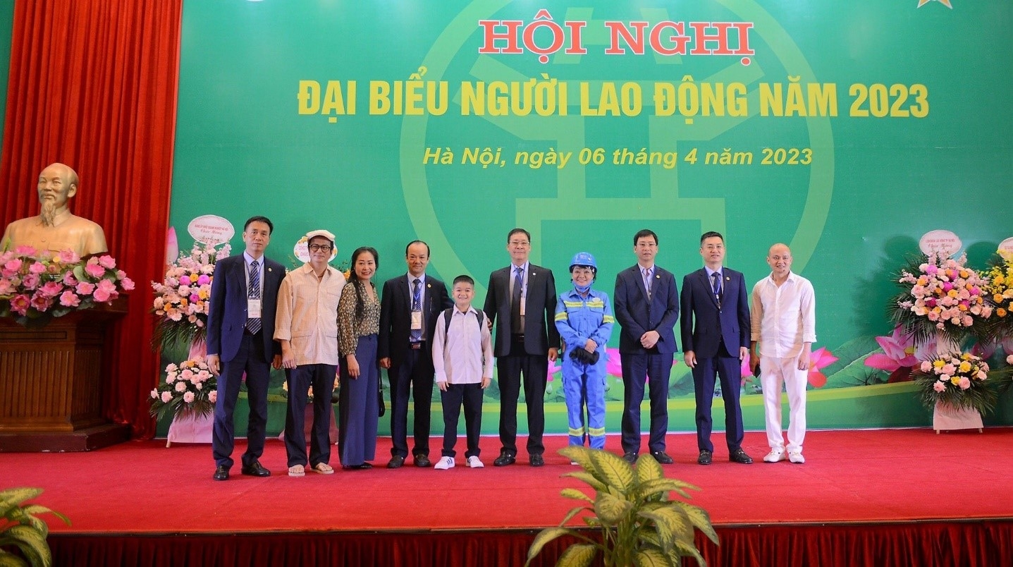 Công ty TNHH MTV Môi trường Đô thị Hà Nội: Thời cơ, thách thức và khát vọng phát triển Công ty TNHH MTV Môi trường Đô thị Hà Nội: Thời cơ, thách thức và khát vọng phát triển