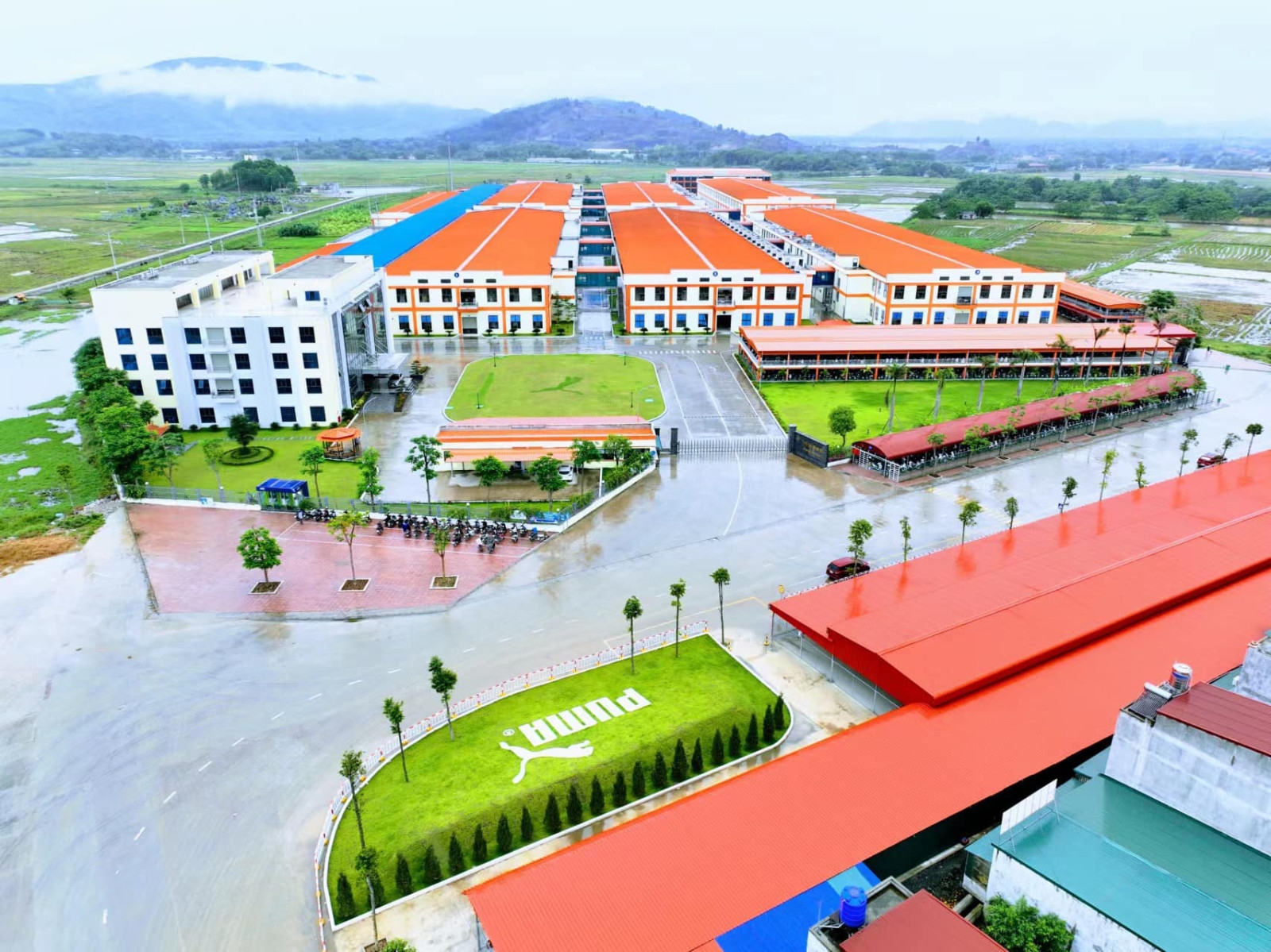 Thanh Hóa: Công ty TNHH Giầy Kim Việt bị xử phạt liên quan đến môi trường. Thanh Hóa: Công ty TNHH Giầy Kim Việt bị xử phạt liên quan đến môi trường.