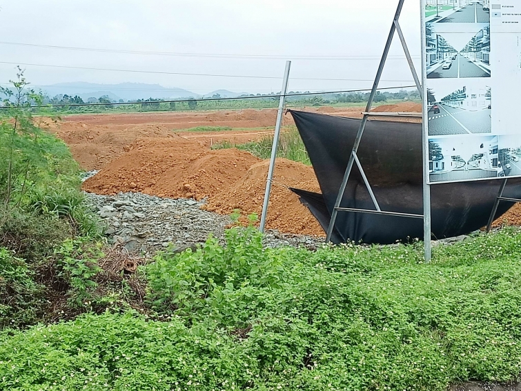 Hậu Lộc (Thanh Hóa): Đem chất thải xây dựng san lấp mặt bằng tại Cụm Công nghiệp làng nghề Tiến Lộc