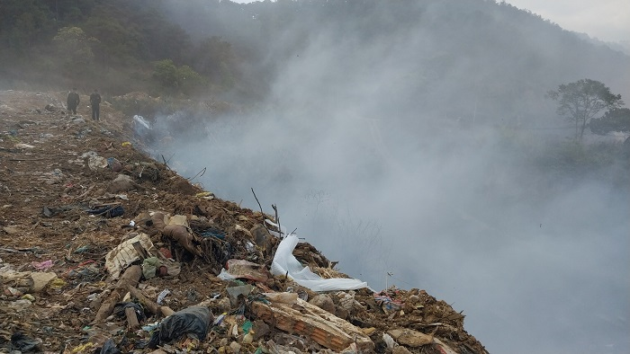 Đà Lạt (Lâm Đồng): Bãi rác Cam Ly bốc cháy gây ô nhiễm môi trường nghiêm trọng