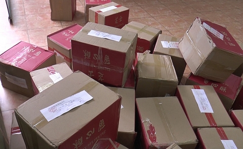 Hơn 4.400 bánh trung thu không rõ nguồn gốc bị thu giữ ở Hà Nội